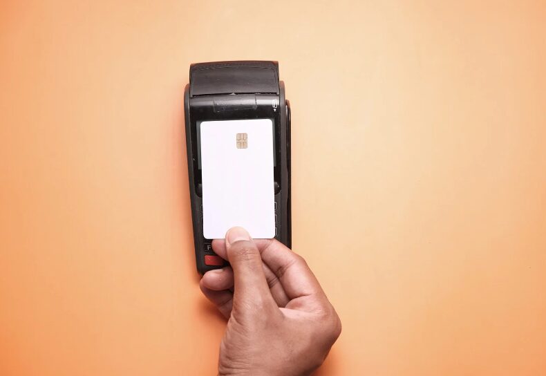 電子マネー、クレジット決済可能ですが、新たにタッチ支払いもOKとなりました。釣太郎