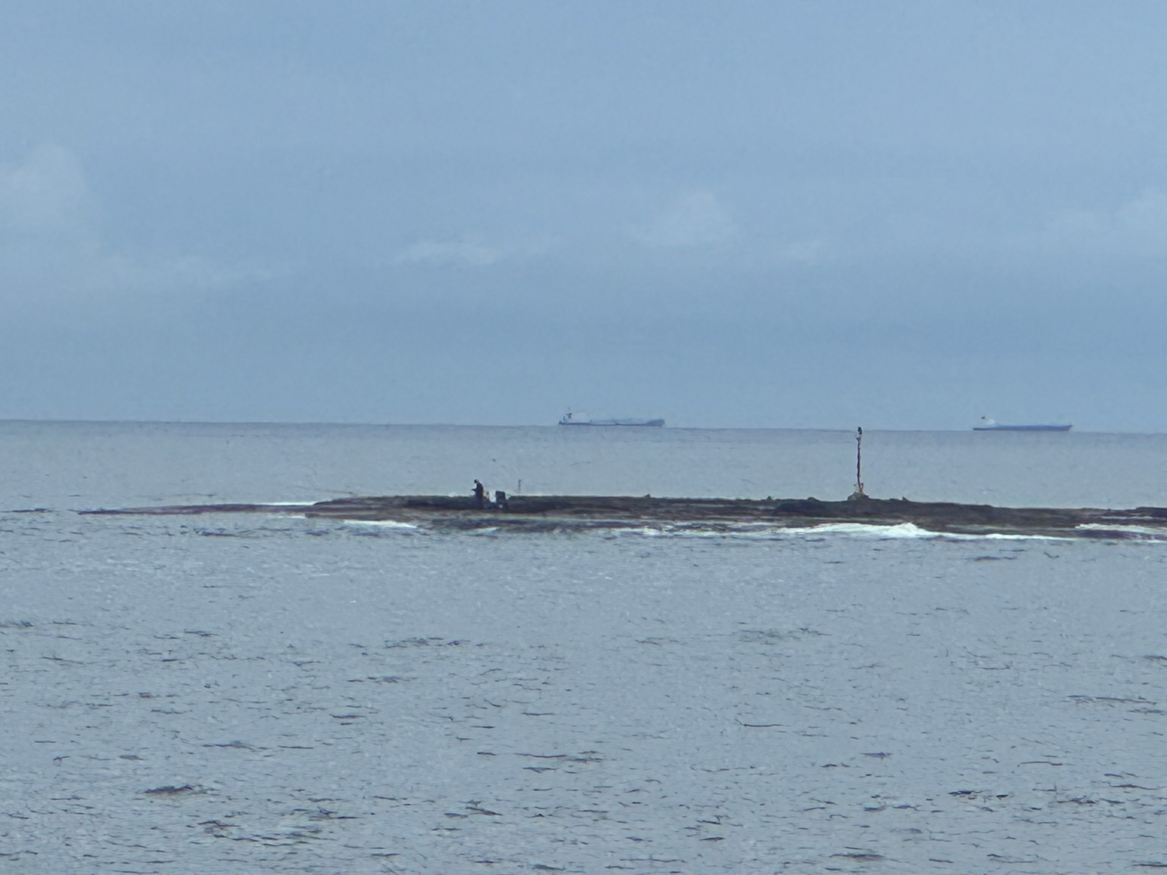 沖磯を一人で独占した時の、あの解放感と興奮は、とても言葉では言い現わすことができない。釣太郎