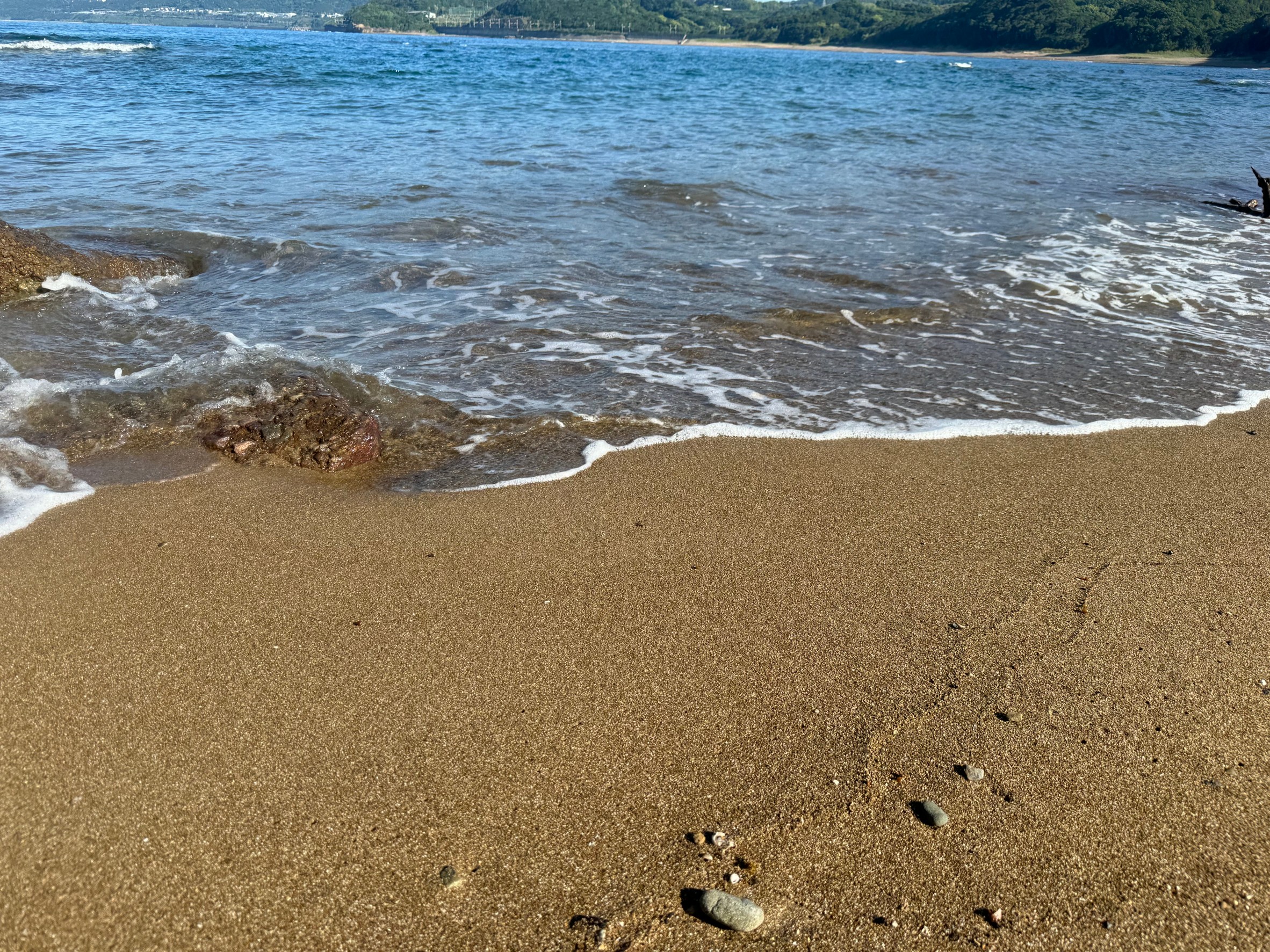 波打ち際に居るだけで気持ちがよく、心が和むのはなぜ？釣太郎