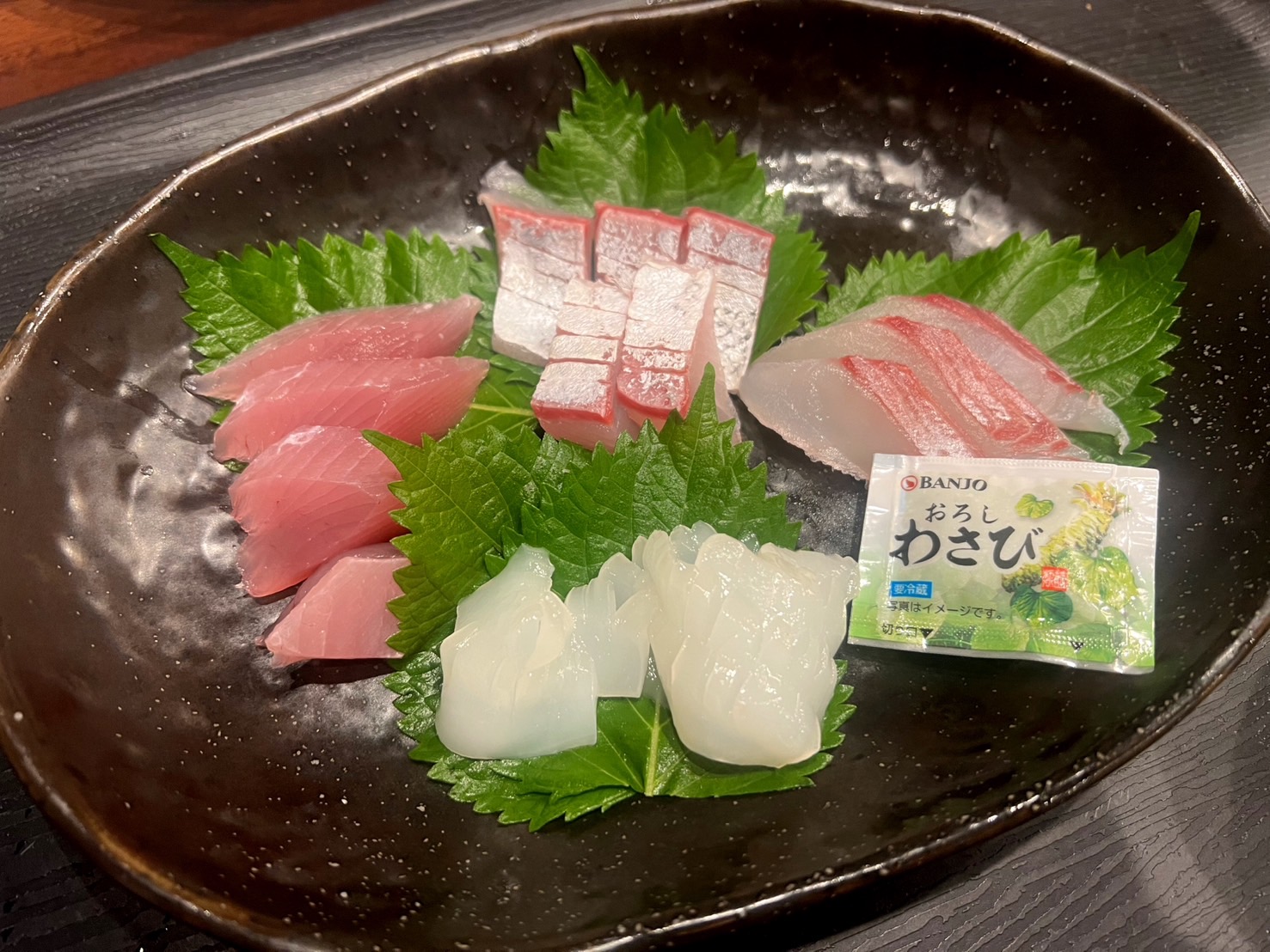 和歌山　釣り　魚料理　刺身　イサキ　ヤイトガツオ　スマ　モンゴウイカ　ツムブリ　レインボーランナー