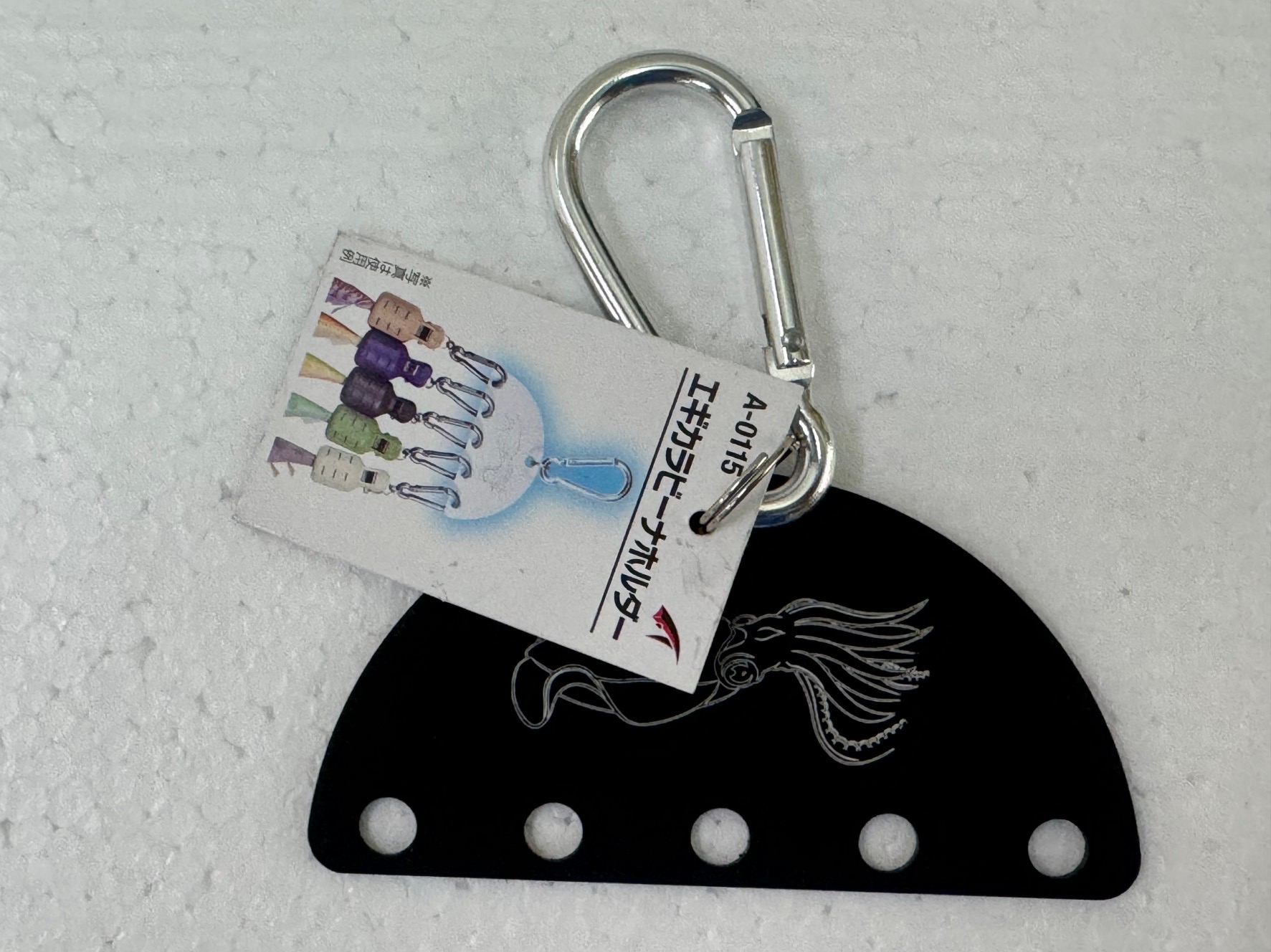 エギカラビーナホルダー。イカナビーナを吊るホールダー。これがあればまとまります。エギンググッズ紹介。釣太郎