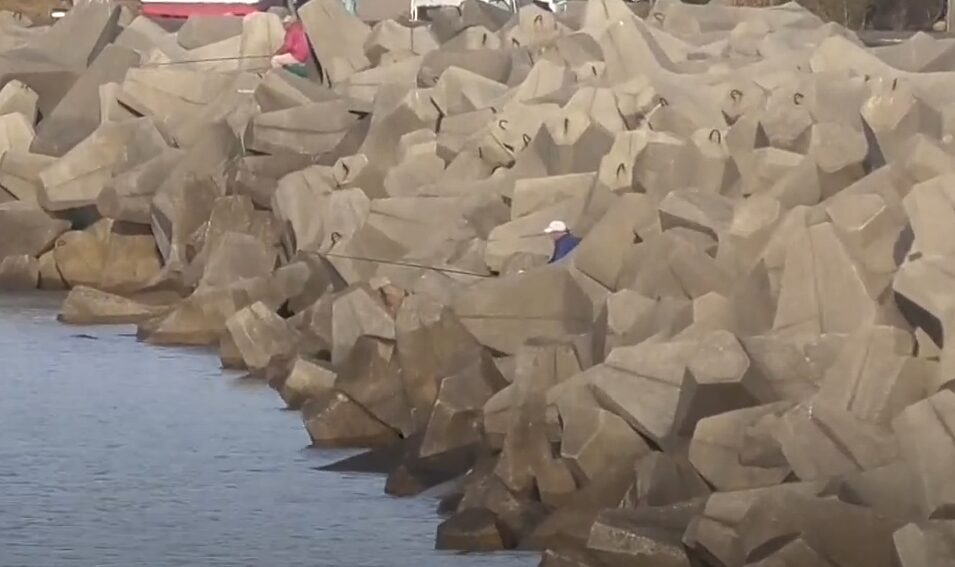 消波ブロックは1個あたり、いくらくらいかかっている？重さはどれくらいある？釣太郎