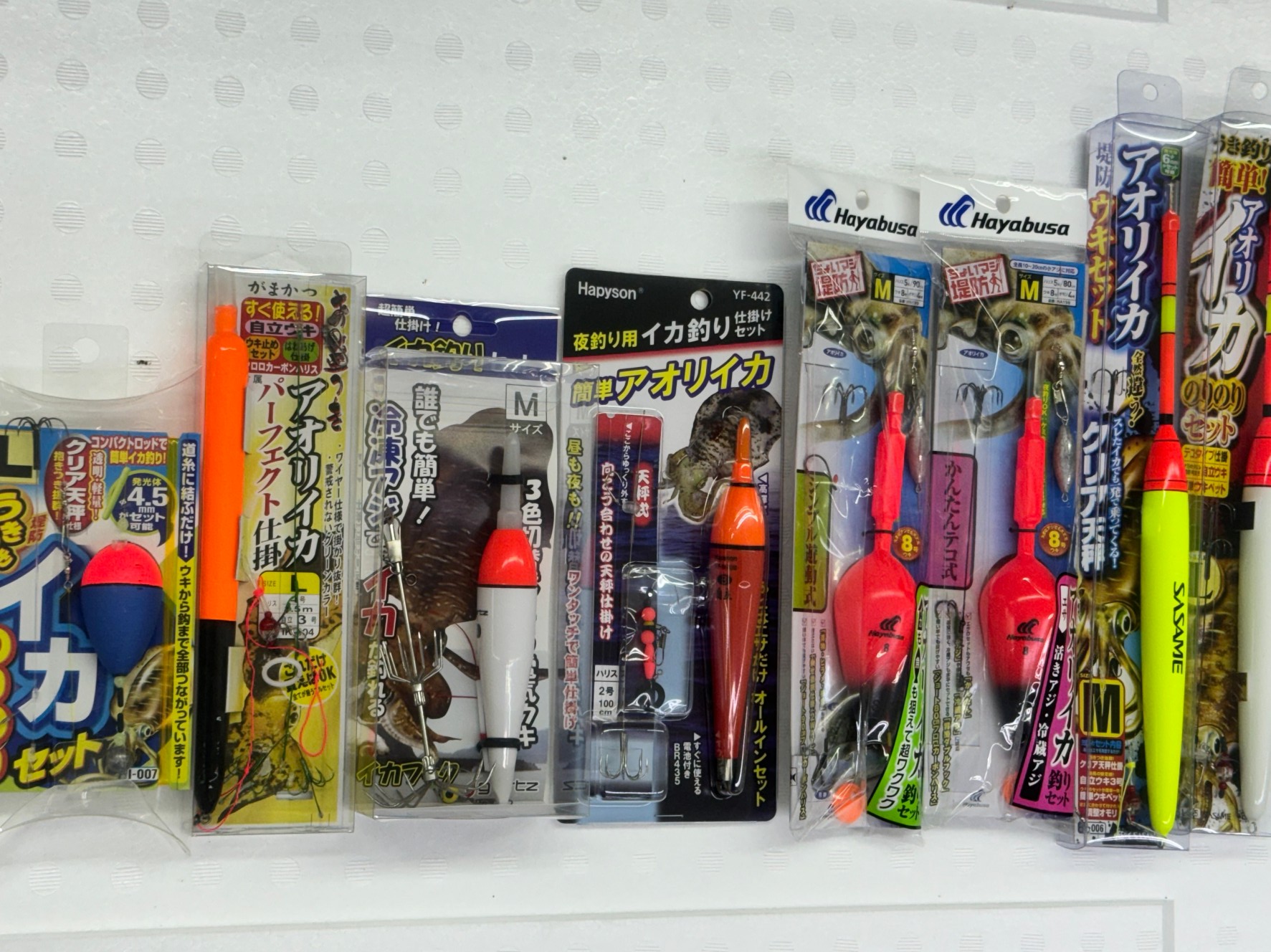 アオリイカ釣りに挑戦してみたいけれど、「難しそう アオリイカ釣りは、一度その楽しさを知るとやみつきになります。このウキ泳がせ仕掛けで、ぜひ最初の1杯を釣り上げてみませんか？最初の一歩を踏み出すのに最適な方法です！釣太郎