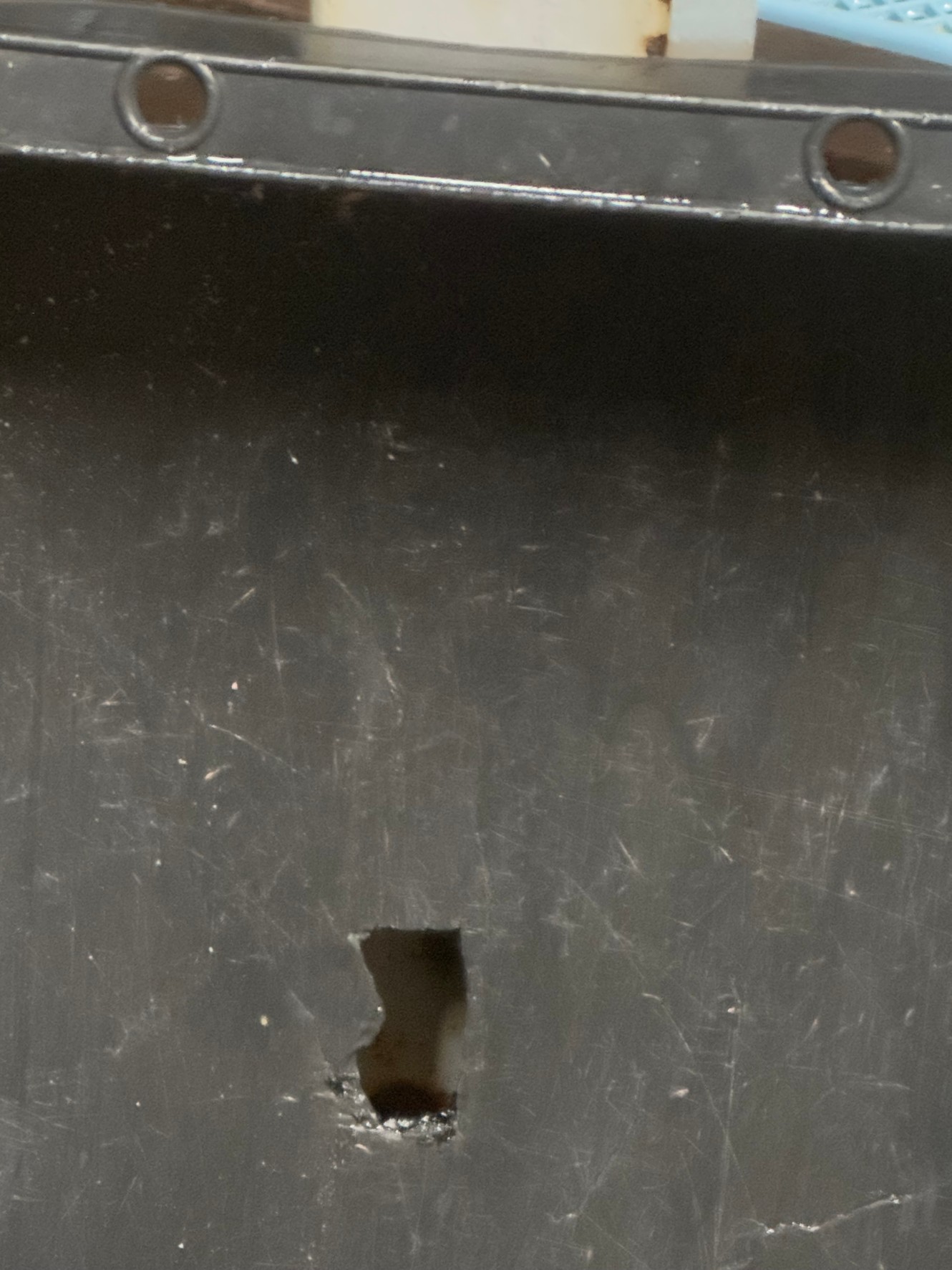 オキアミと集魚材を混ぜる台、年明けに撤去します。釣太郎