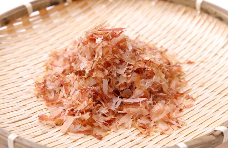 カツオ節もピンキリ？大手メーカーは匂いも味も薄いが、地元中小企業のものは匂いも味も濃い。この違い説明。釣太郎