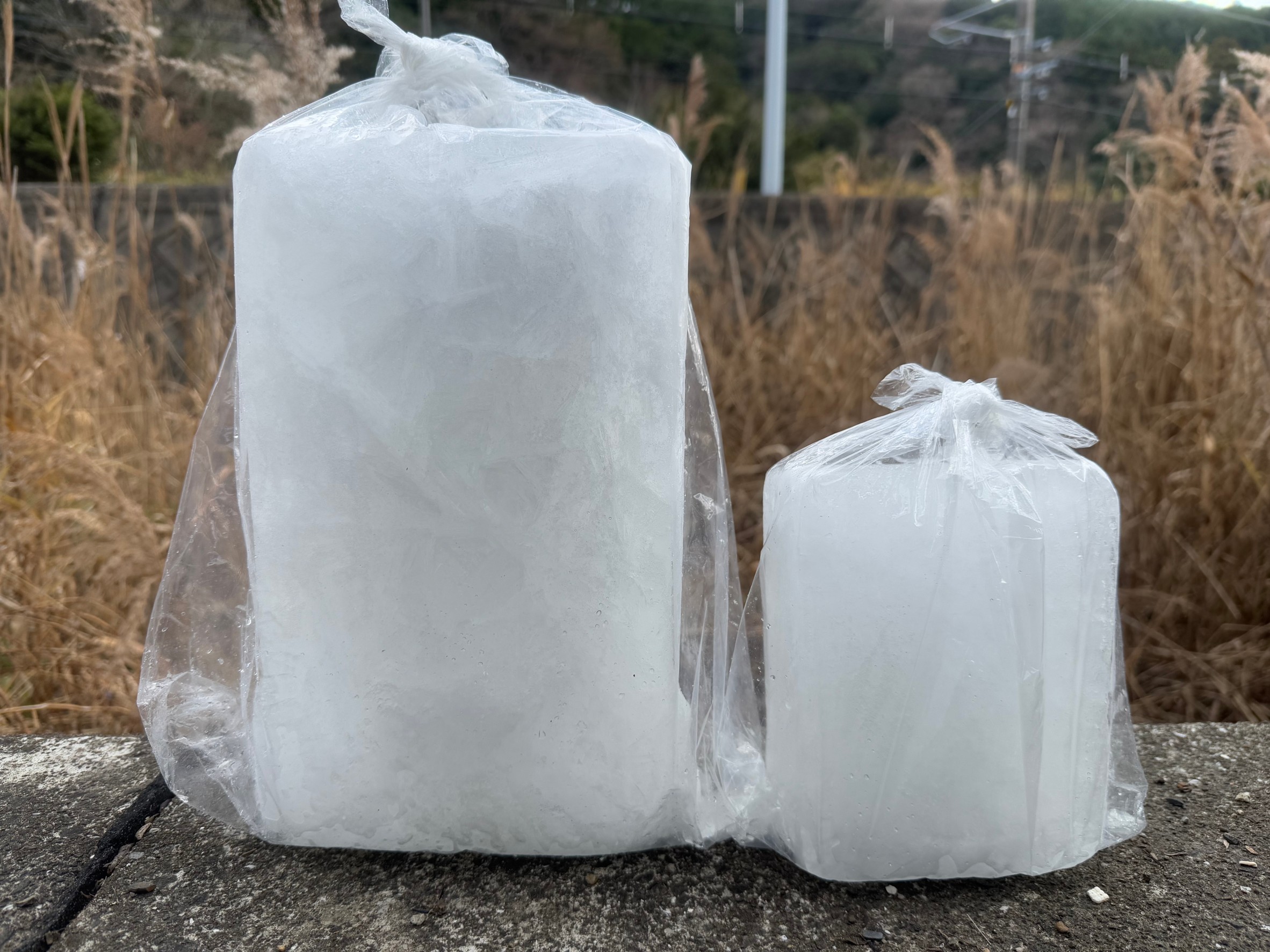 釣り人に大人気の海水氷。普通の真水氷よりよく売れています。人気の秘密説明。釣太郎