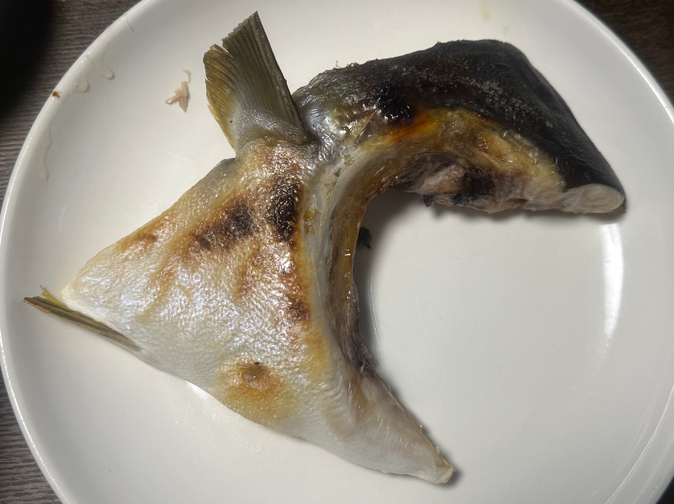 魚のカマは旨い。身より美味しいという人も多い。釣太郎