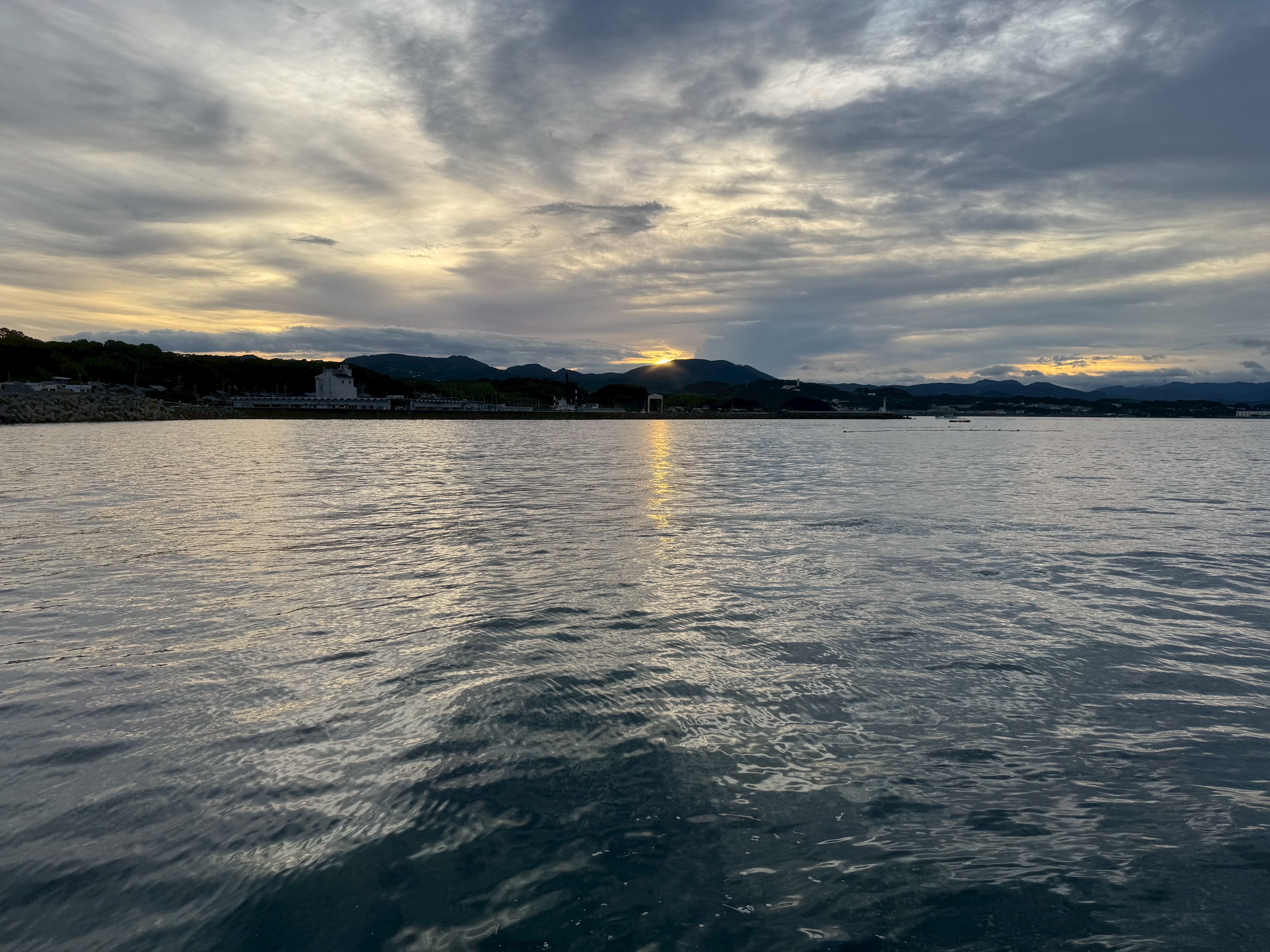 【朝マズメ釣りのすすめ】夏は夜明け前が最高に気持ちいい！静かなブーム到来中！釣太郎