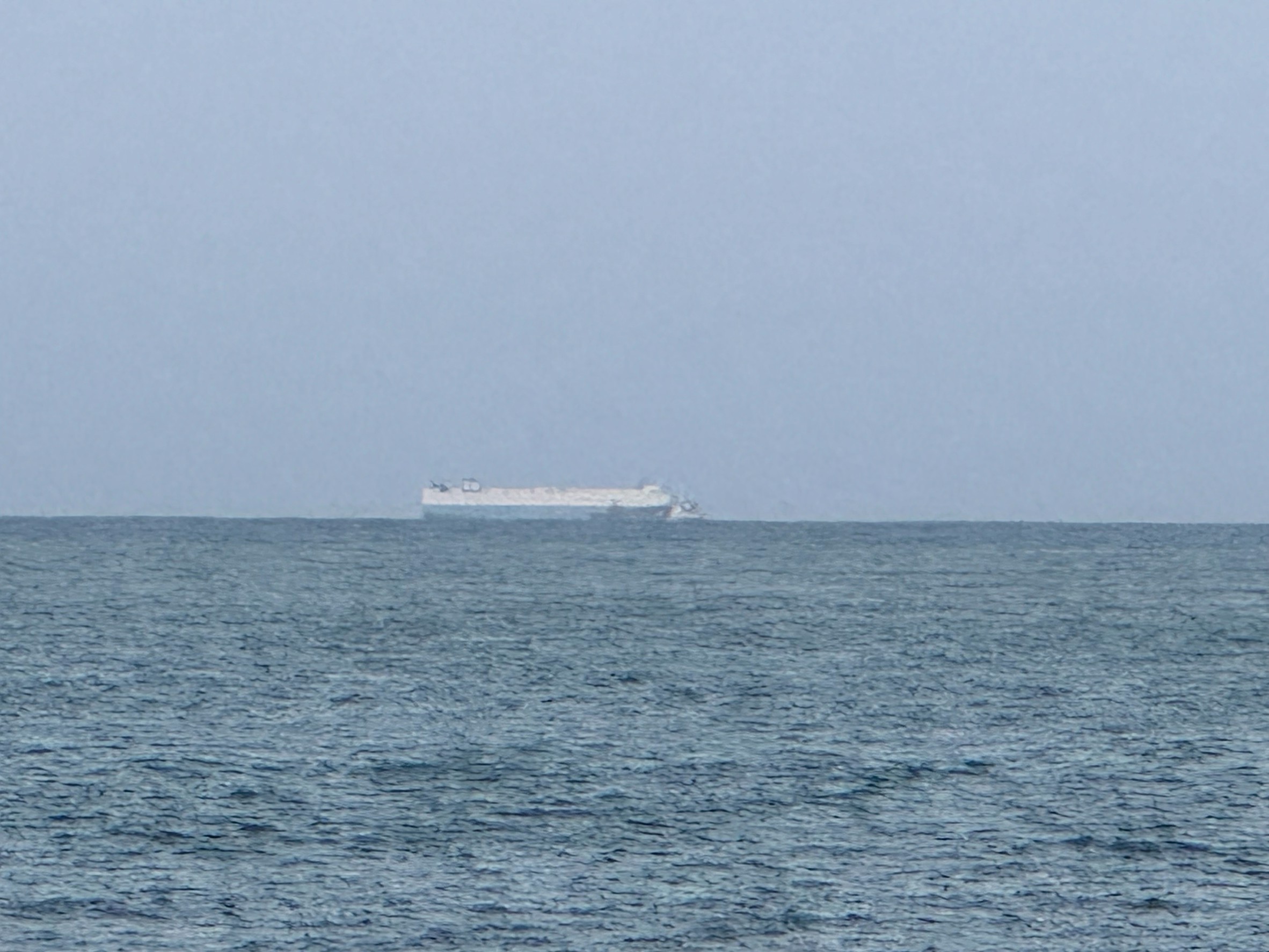 AIが答える「水平線の船まで何キロある？」釣太郎