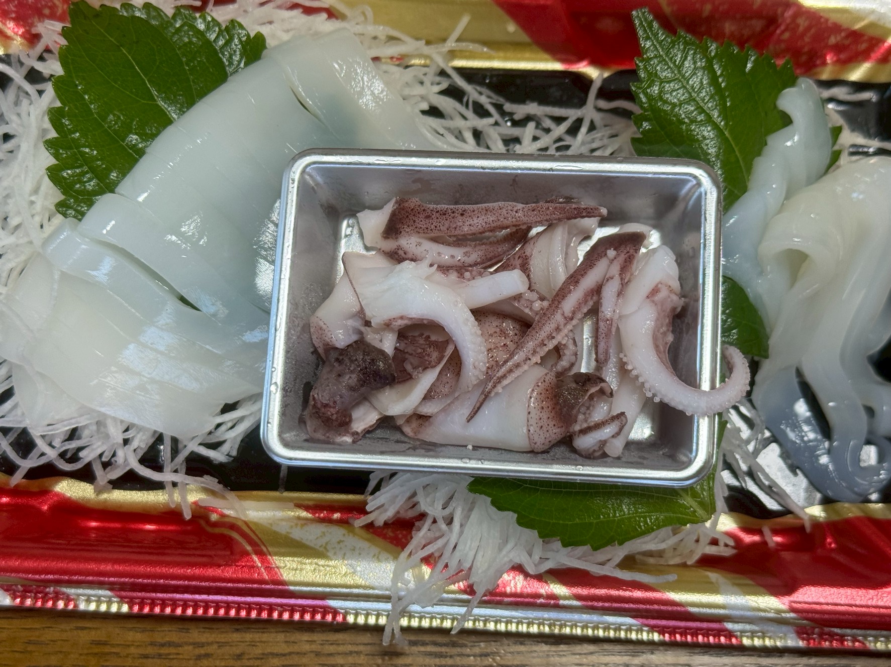 【科学で解説】アカイカ（ケンサキイカ）は生と冷凍でどれほど味が変わるのか？釣太郎