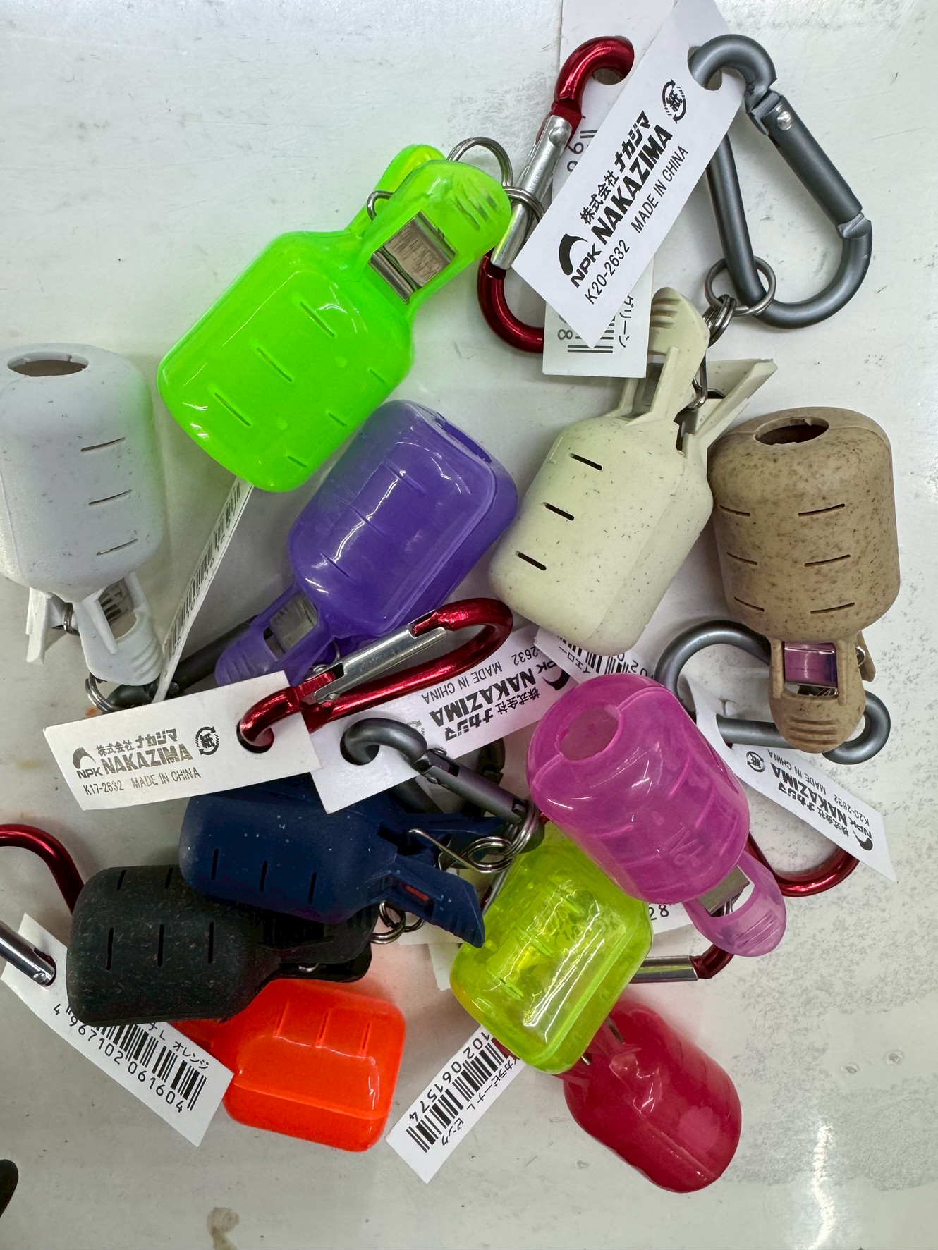 エギフックカバー「イカラビーナ」爆売れ中！釣り人が次々リピートする理由。釣太郎