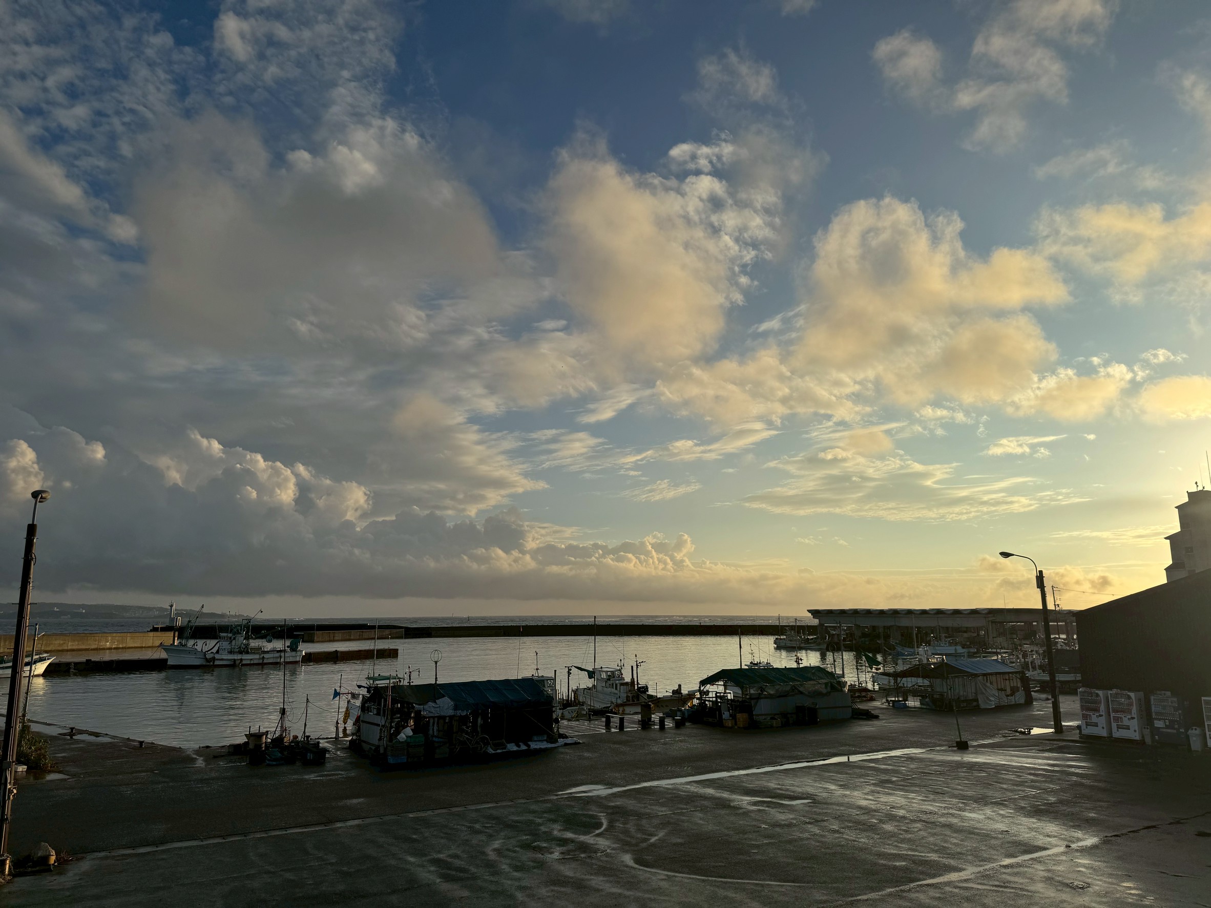 16時20分、ようやくみなべ町は雨が上がりました。よく降りました。釣太郎