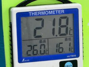 11月29日土曜日釣太郎みなべ店水槽水温は21.8℃