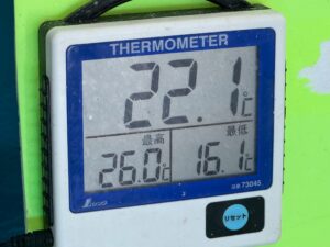 本日12月3日水曜日和歌山みなべ町堺の水温は22.1度。釣太郎