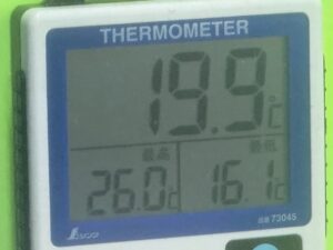 本日今シーズン初めて海水温度20度を切りました。１２月６日土曜日。釣太郎