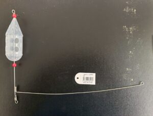 白ロケットカゴM天秤付入荷。320円。釣太郎