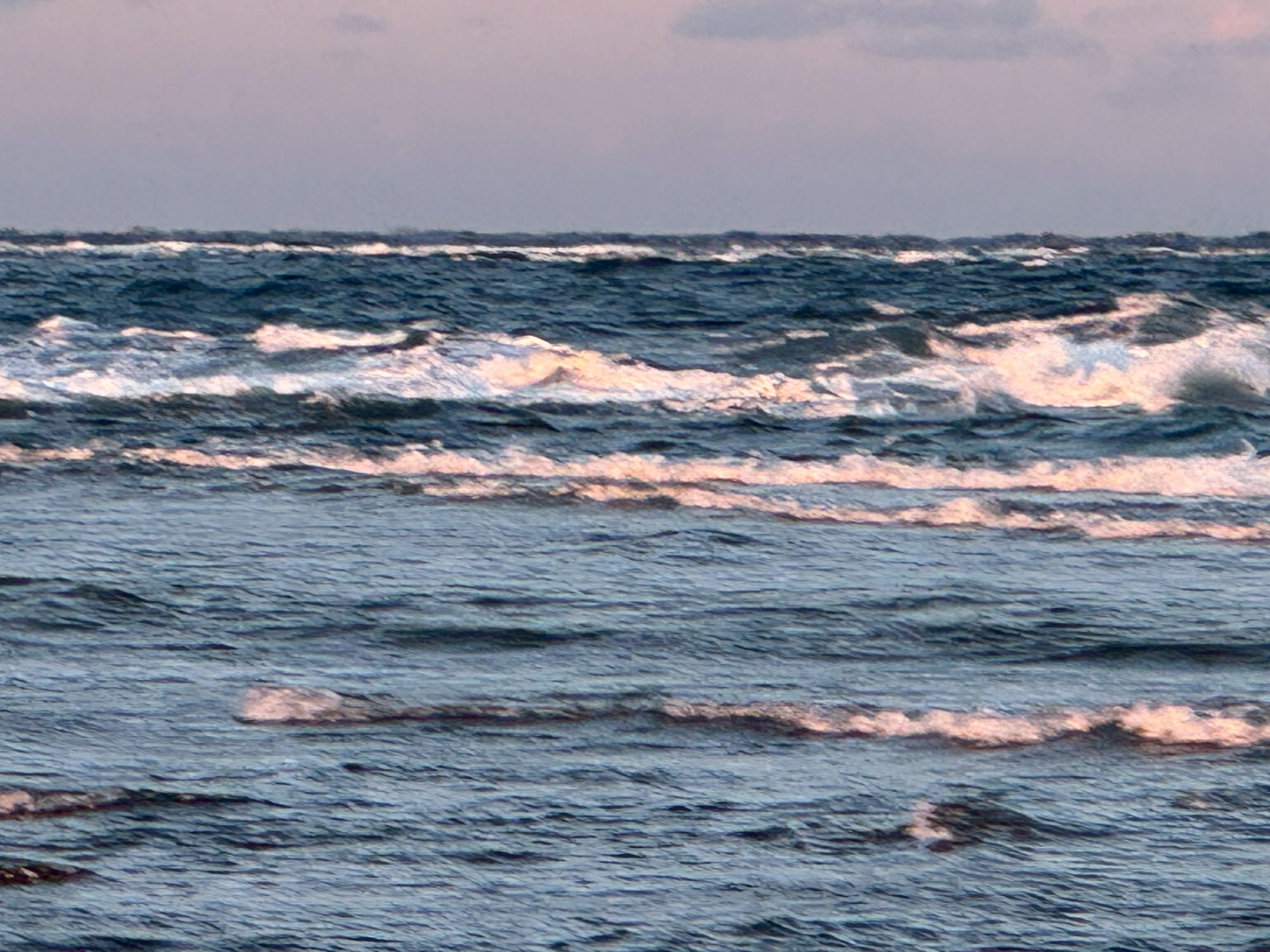 「波」の名前、全部言える？白波・三角波・飛沫…から「実は間違っている呼び名」まで日本一詳しく解説。釣太郎