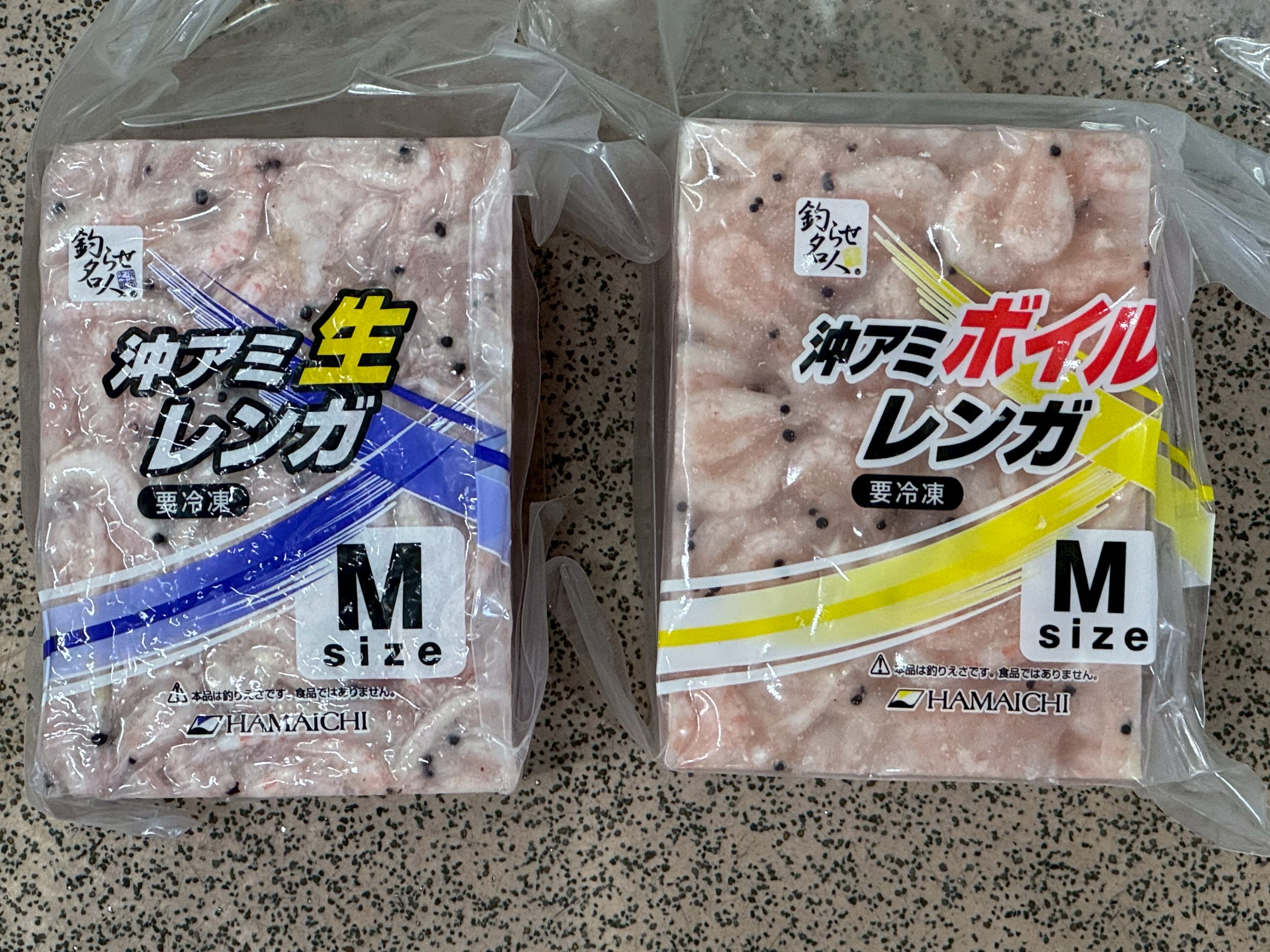 沖アミ生は、体液に含まれる「遊離アミノ酸」が豊富。→ 海中で匂いが爆発的に拡散し、寒グレの嗅覚を強烈に刺激。ボイルオキアミは加熱処理によりタンパク質が熱変性。 → アミノ酸の溶出量が約半分に減少。釣太郎