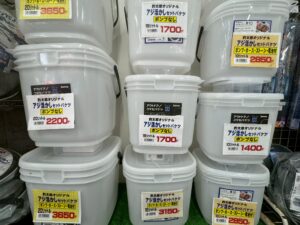 アオリイカ釣り用活アジバケツ。ヤエン釣りは活アジが命・専用バケツで差が出る・15L＋ポンプ付きが最強。釣太郎